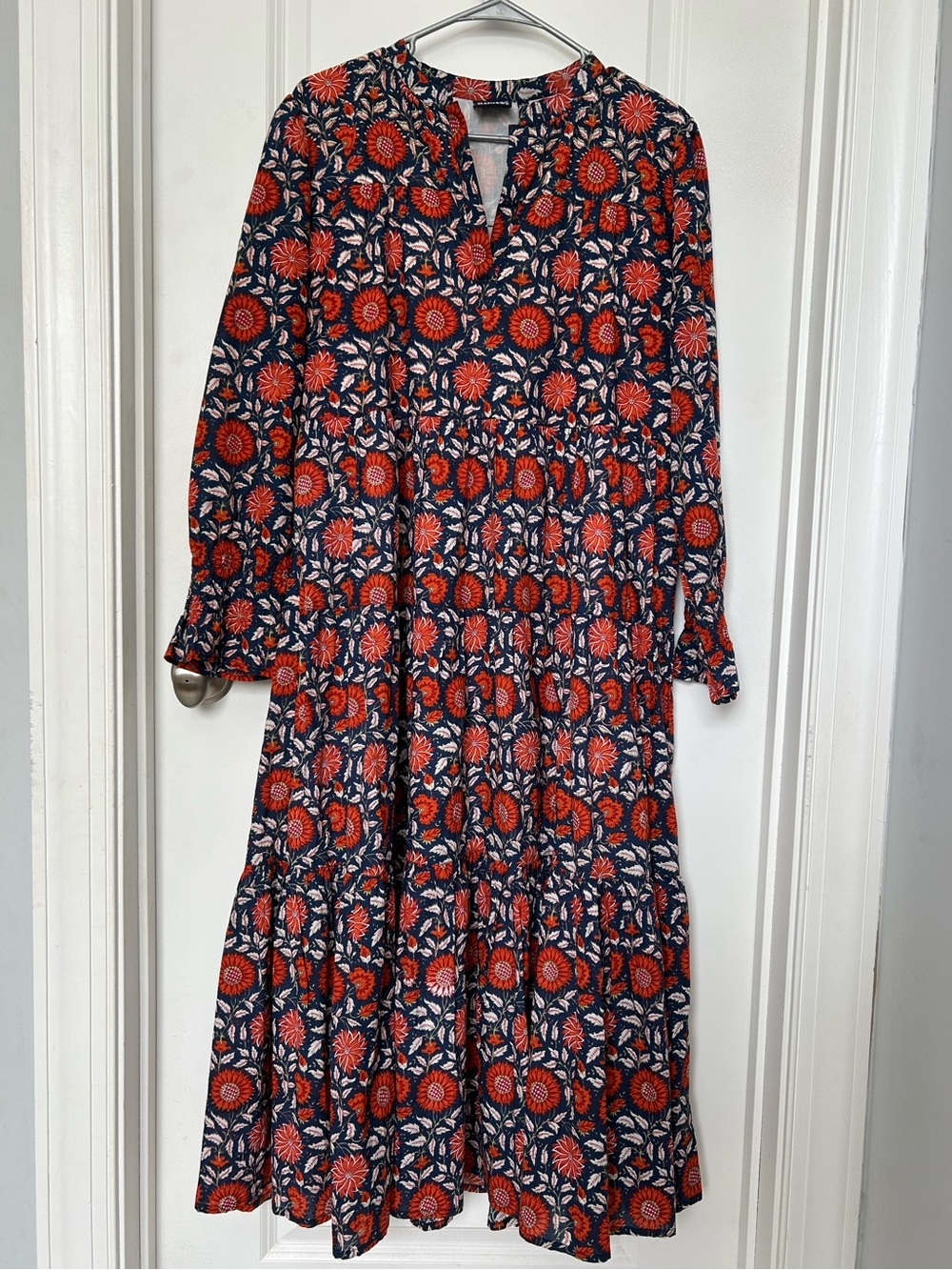 Madison Mathews women’s size large rust color and navy floral tiered Maxi Dress